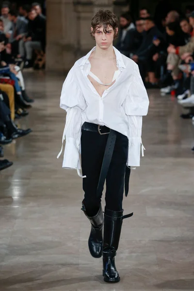 Look 6
